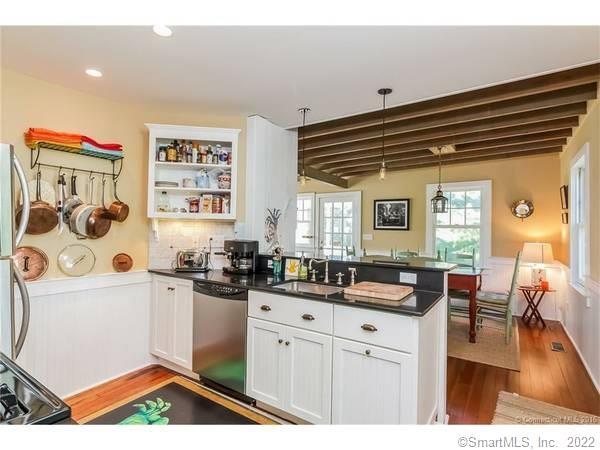 25 Dorr Street Branford CT 06405