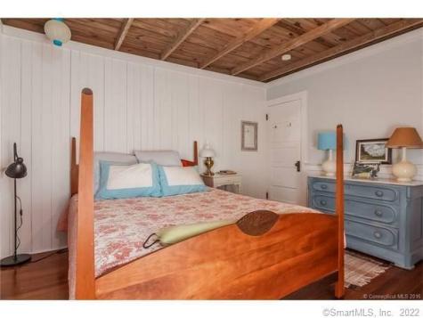 25 Dorr Street Branford CT 06405