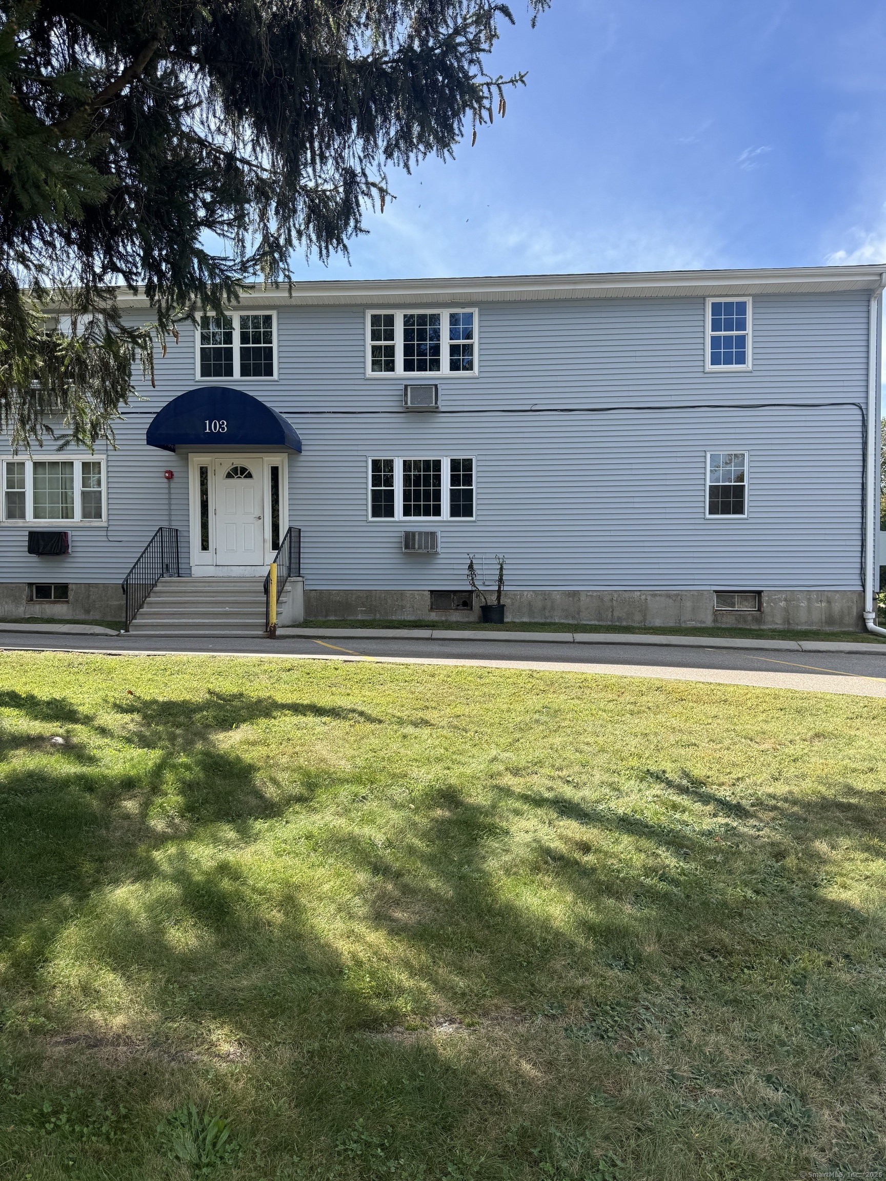 103 Horse Pond Road Salem CT 06420