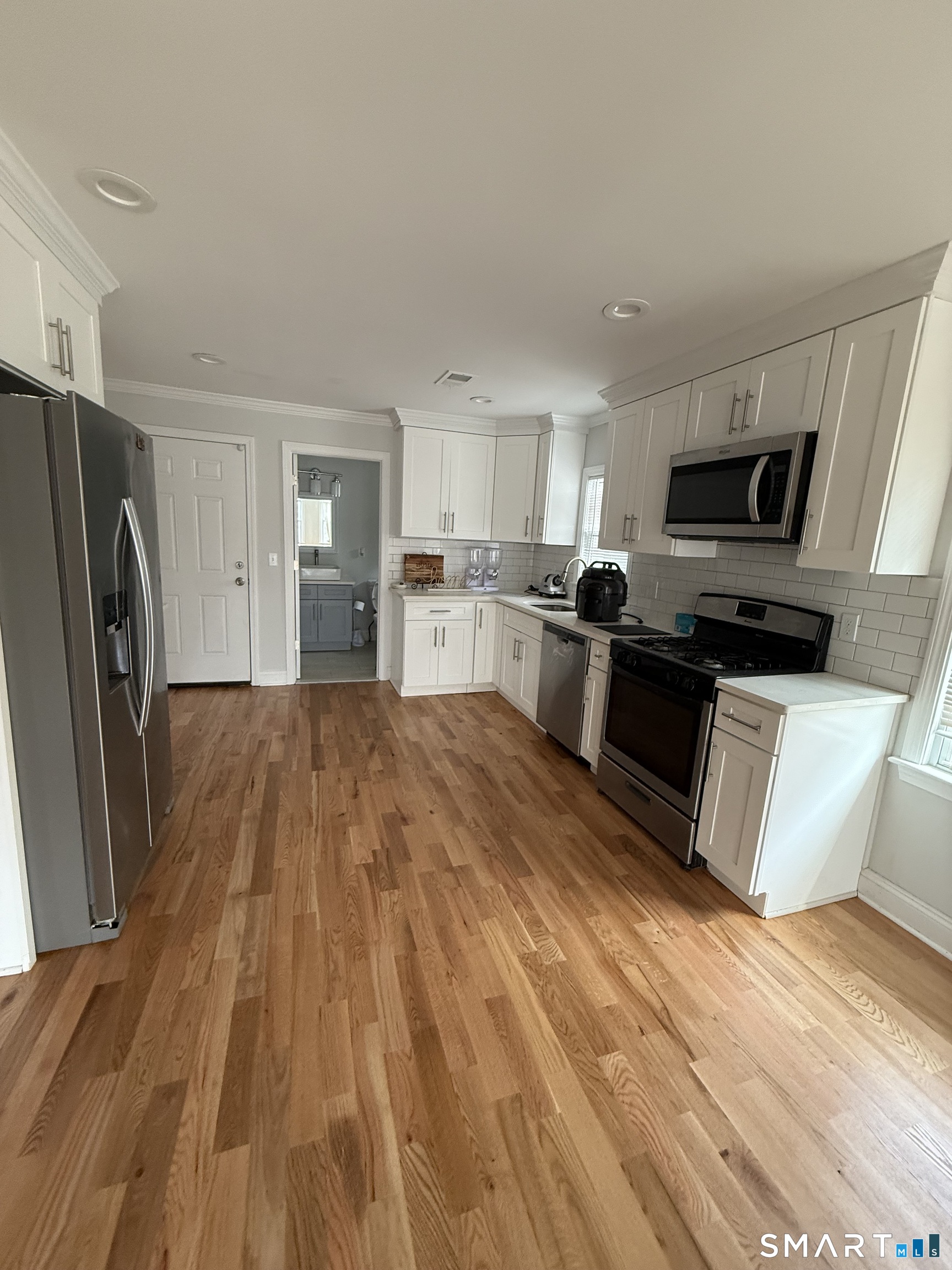94 Cleveland Avenue Bridgeport CT 06606