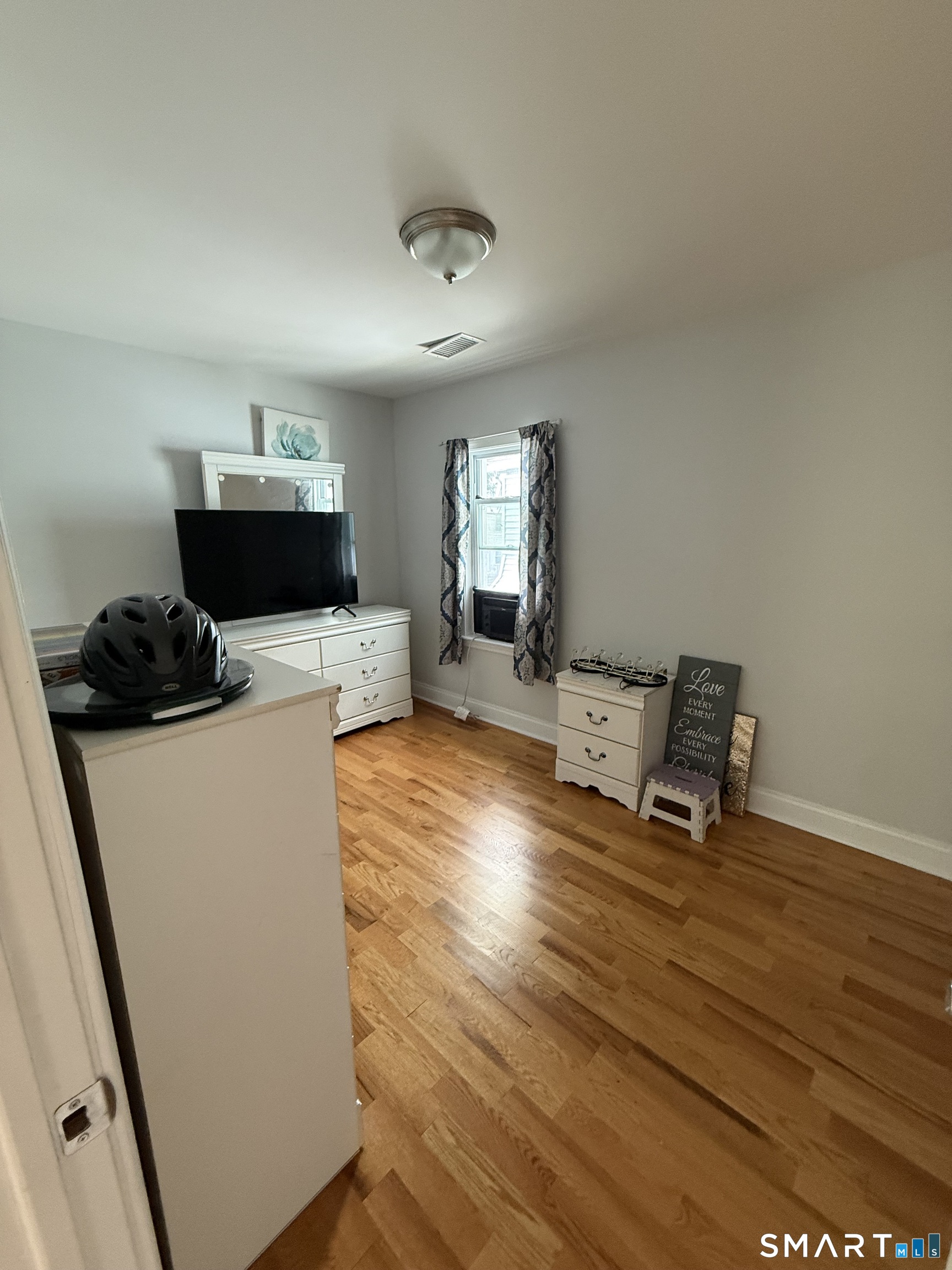 94 Cleveland Avenue Bridgeport CT 06606