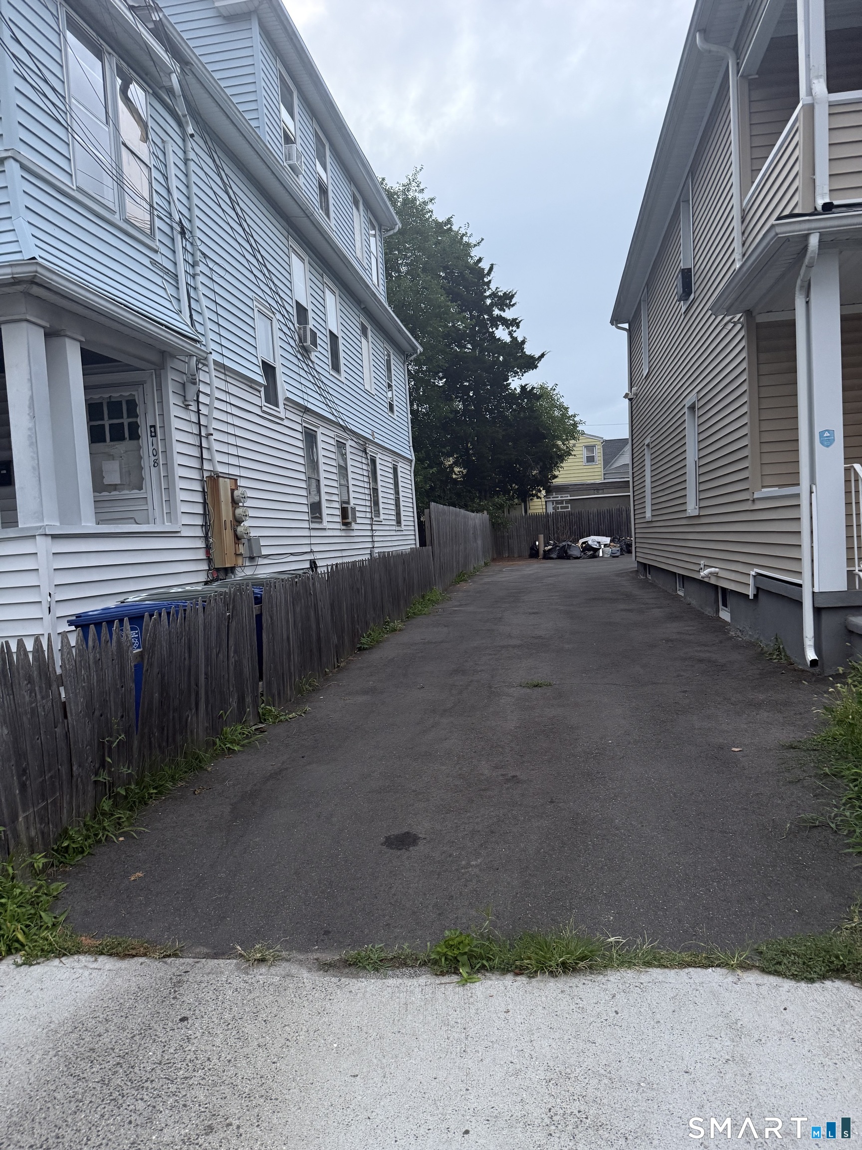 94 Cleveland Avenue Bridgeport CT 06606