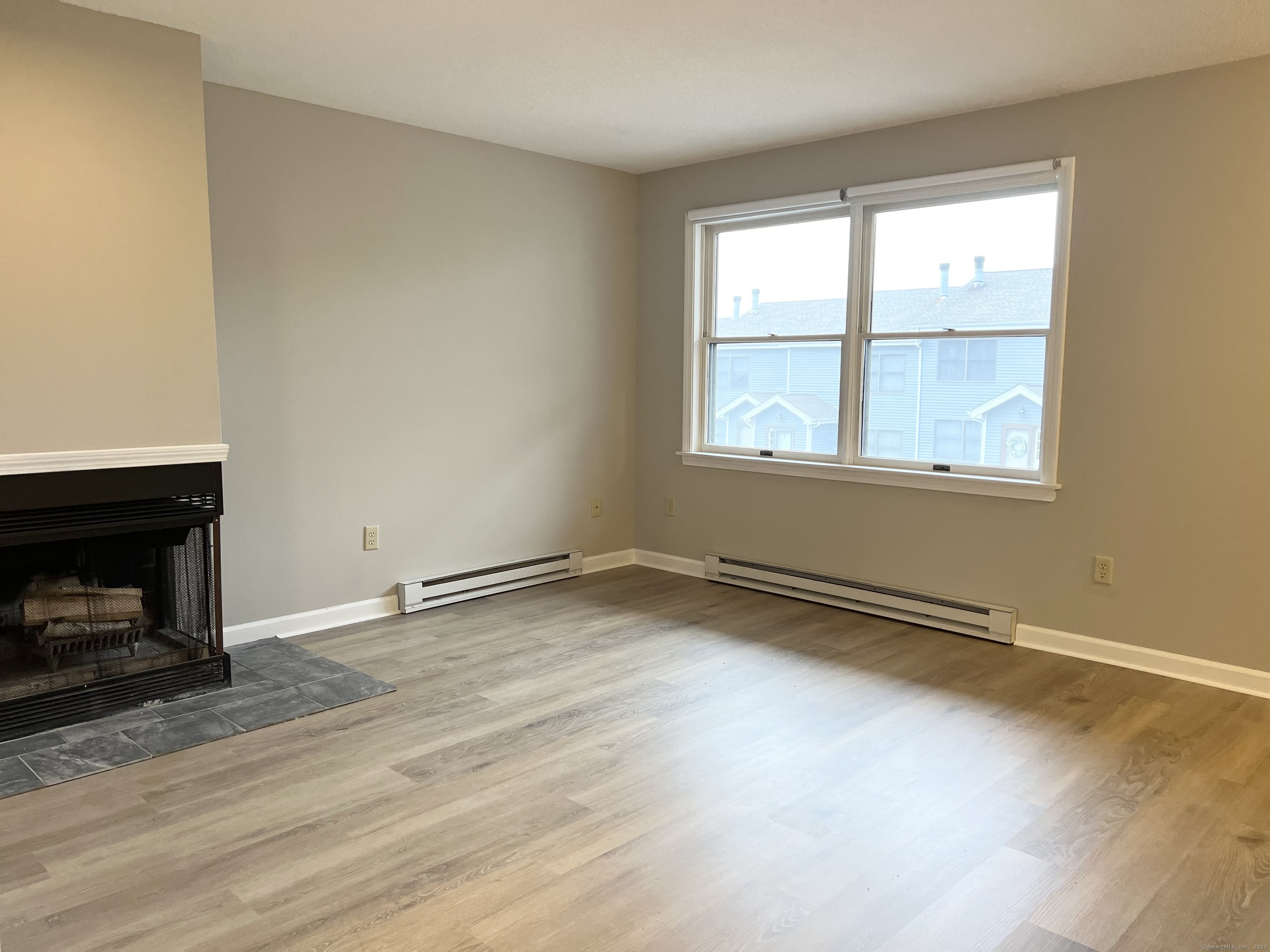 812 Lake Vista Drive East Hampton CT 06424