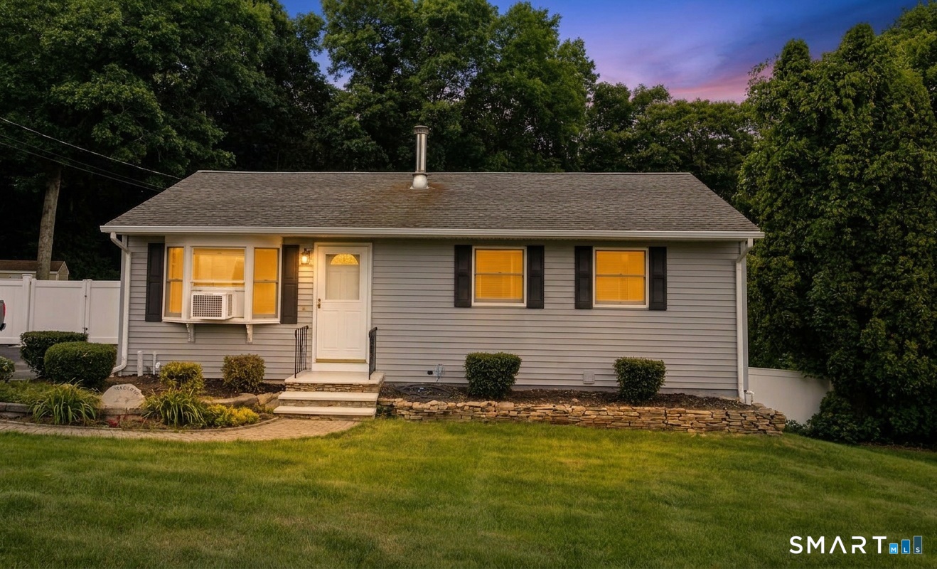 90 Nantucket Drive Groton CT 06355