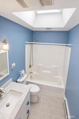 90 Nantucket Drive Groton CT 06355