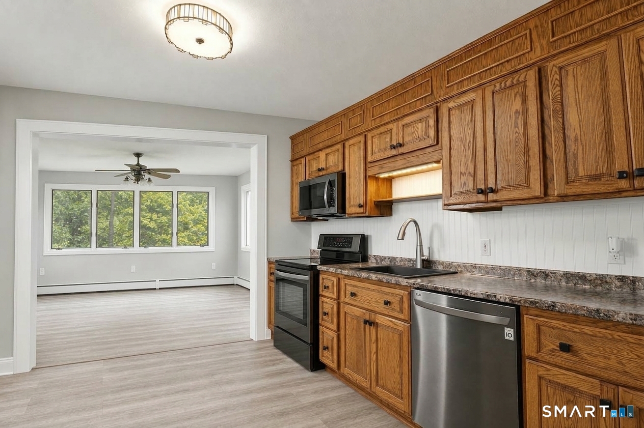 90 Nantucket Drive Groton CT 06355