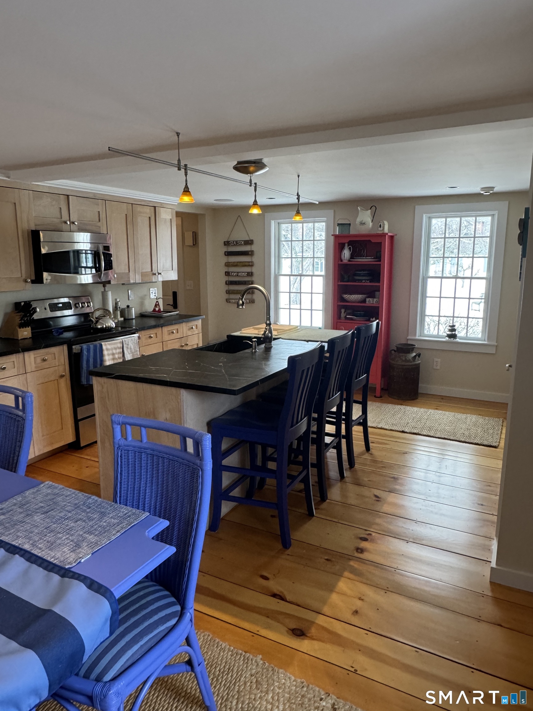 84 Waterside Lane Clinton CT 06413