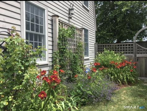 84 Waterside Lane Clinton CT 06413