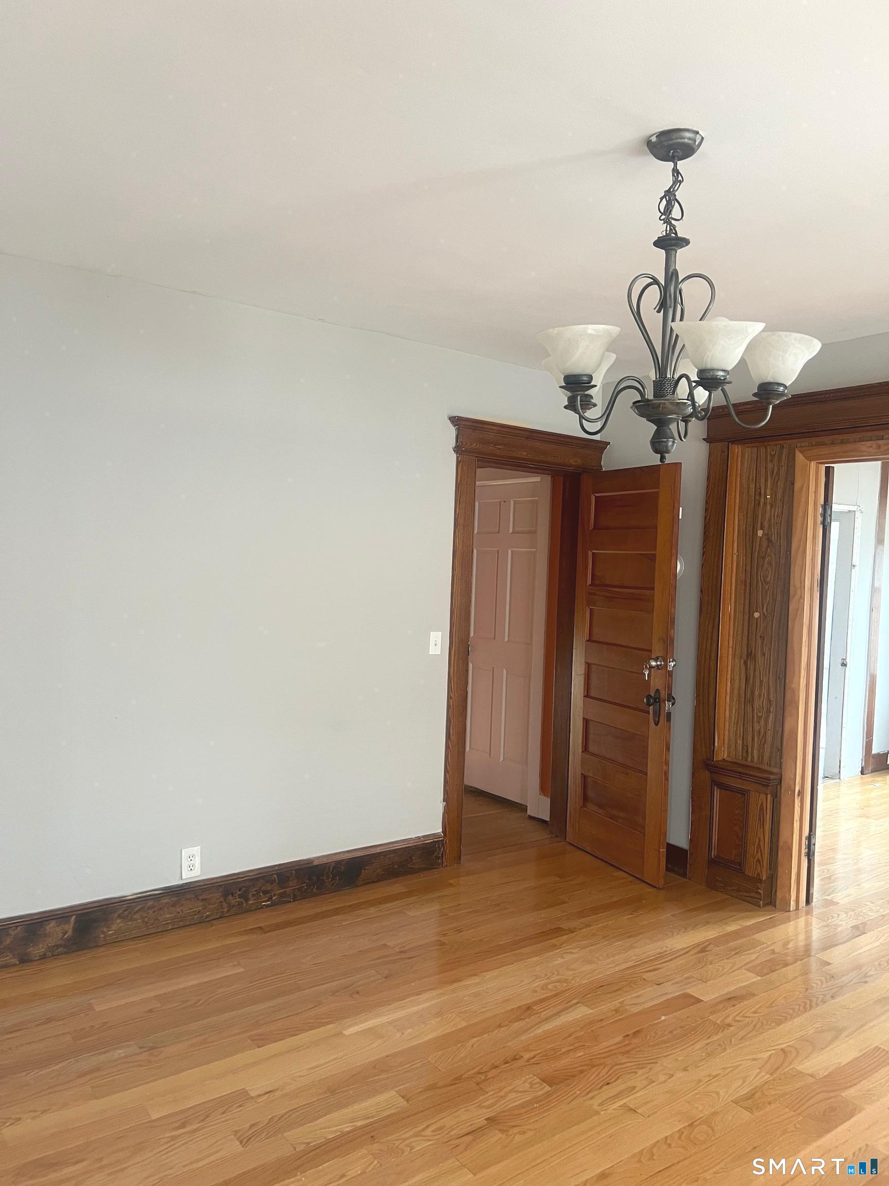 105 Wentworth Street Bridgeport CT 06606