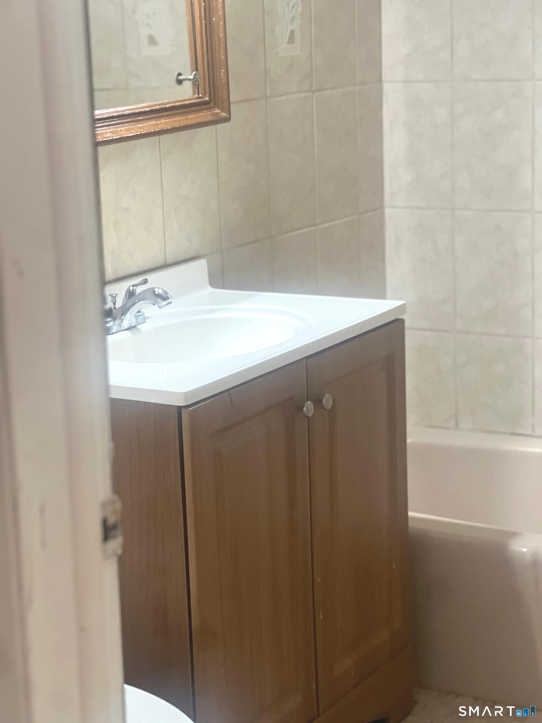 105 Wentworth Street Bridgeport CT 06606