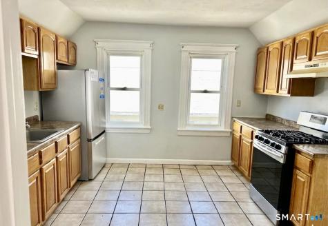 137 Hollister Avenue Bridgeport CT 06610