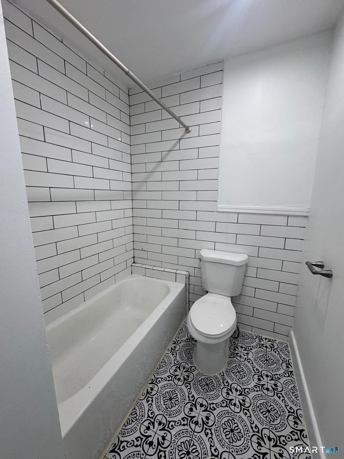 258 Sheridan Street Bridgeport CT 06610
