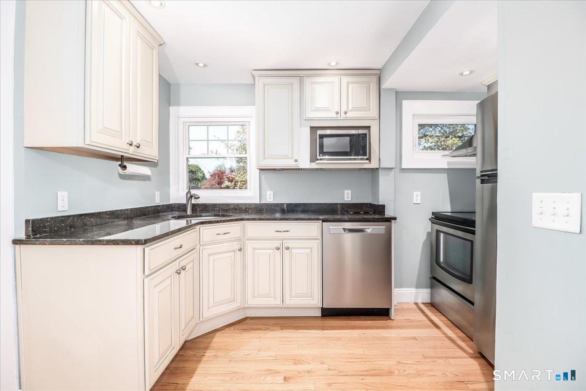 25 Maplewood Avenue Westport CT 06880