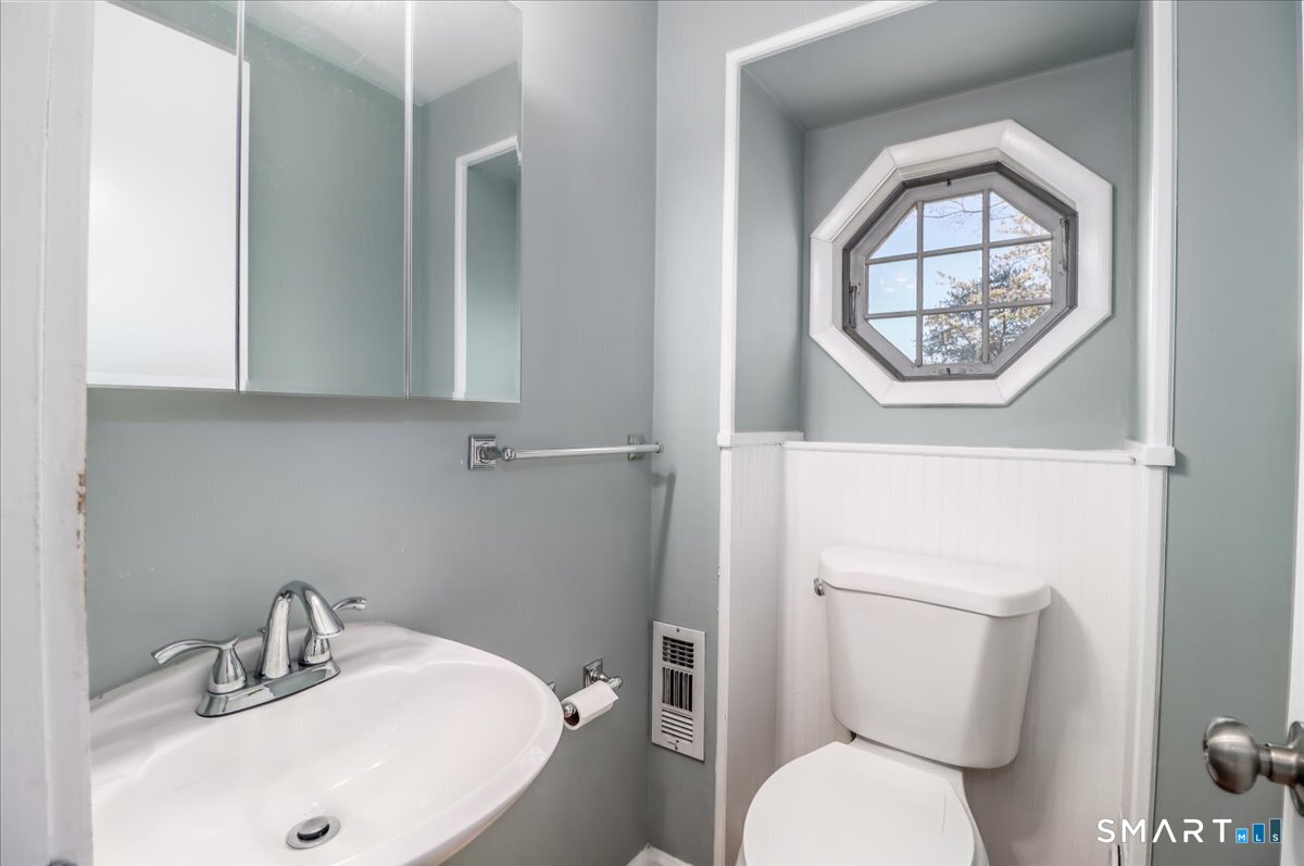 25 Maplewood Avenue Westport CT 06880
