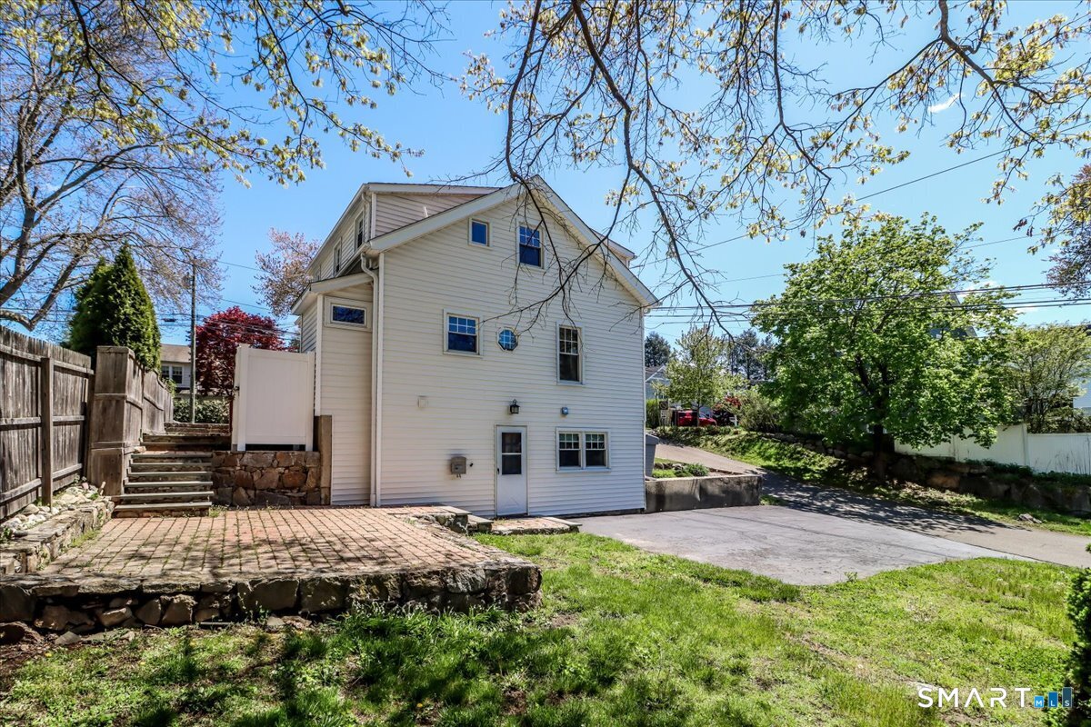 25 Maplewood Avenue Westport CT 06880