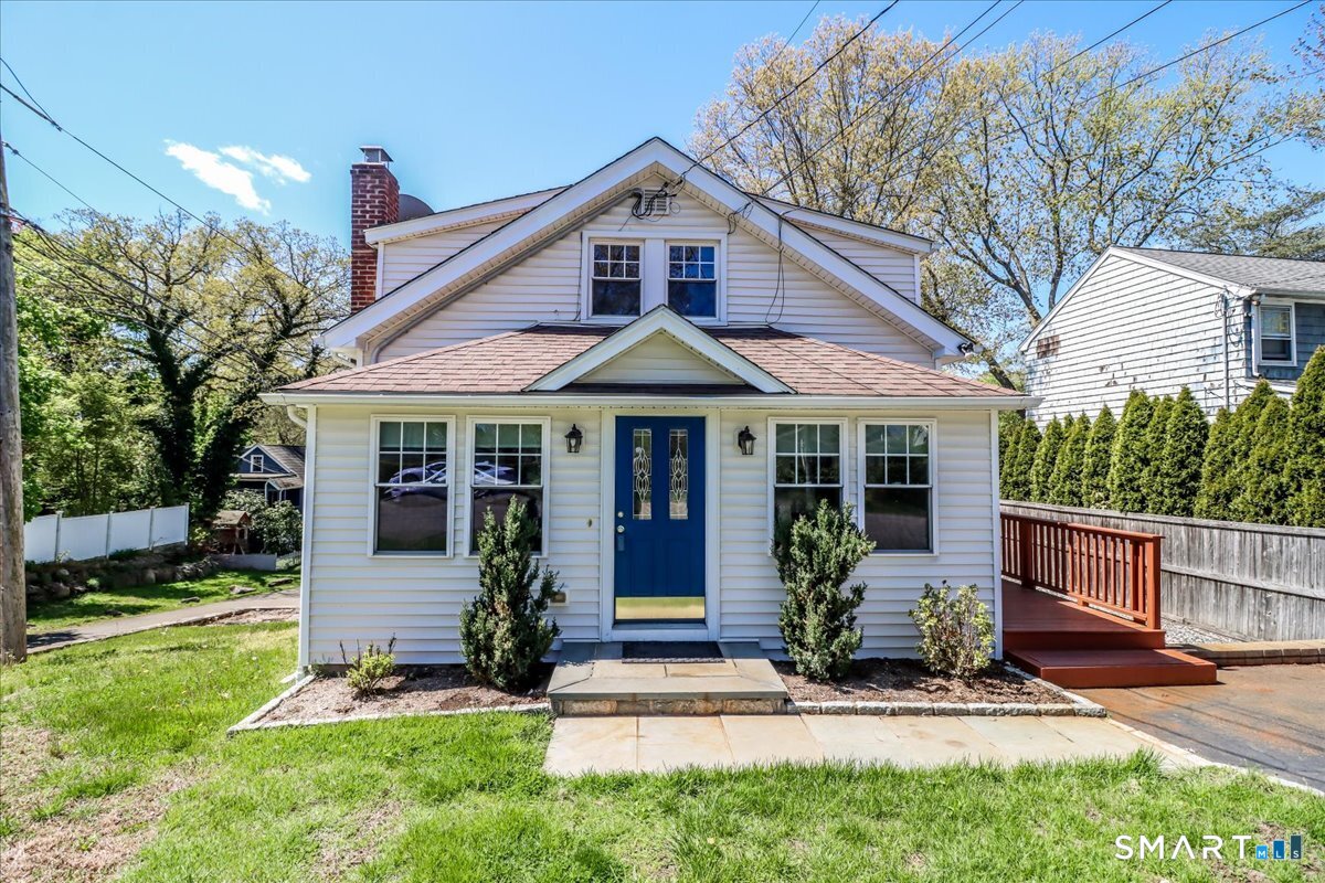 25 Maplewood Avenue Westport CT 06880