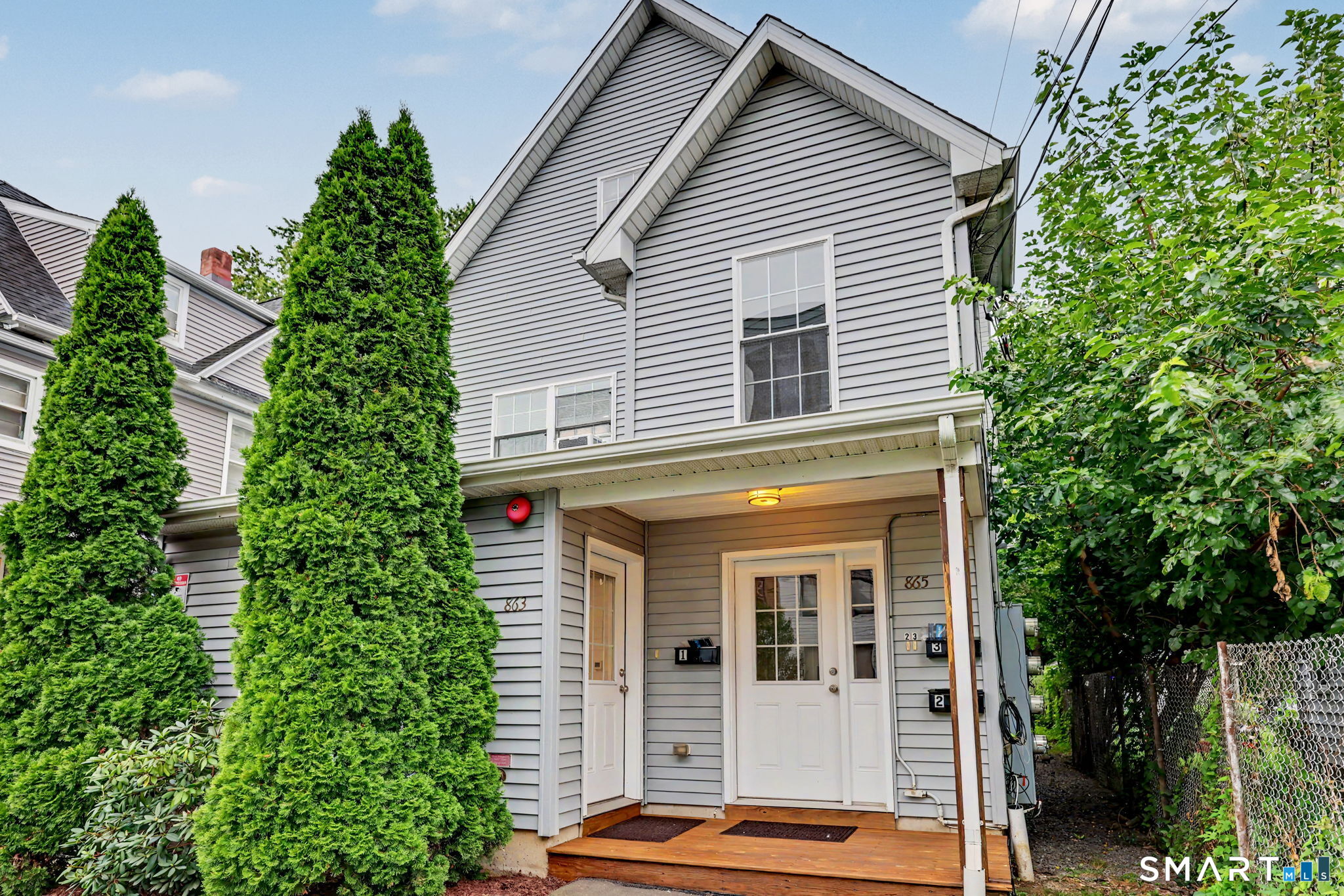 863-865 Brewster Street Bridgeport CT 06605