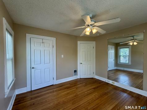11 Hine Street West Haven CT 06516