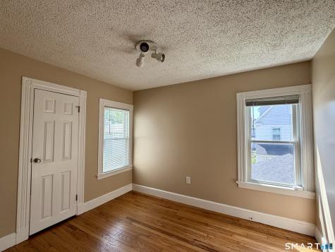 11 Hine Street West Haven CT 06516