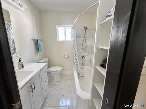 128 Grove Place West Haven CT 06516