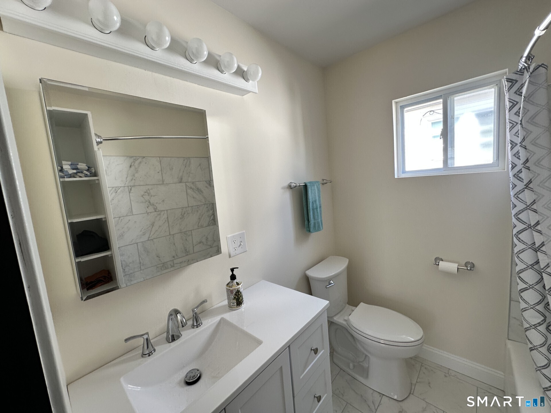 128 Grove Place West Haven CT 06516