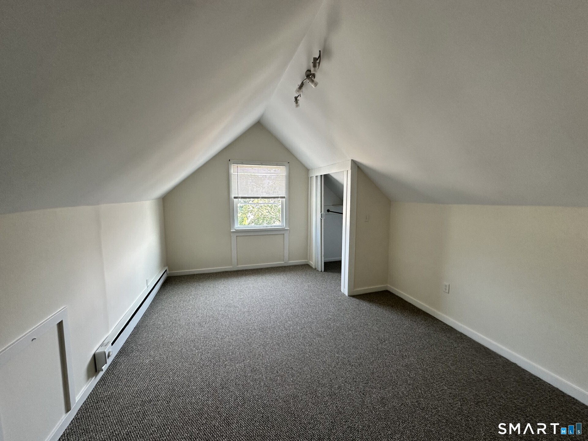 128 Grove Place West Haven CT 06516