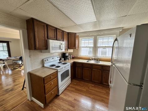 128 Grove Place West Haven CT 06516