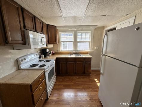 128 Grove Place West Haven CT 06516