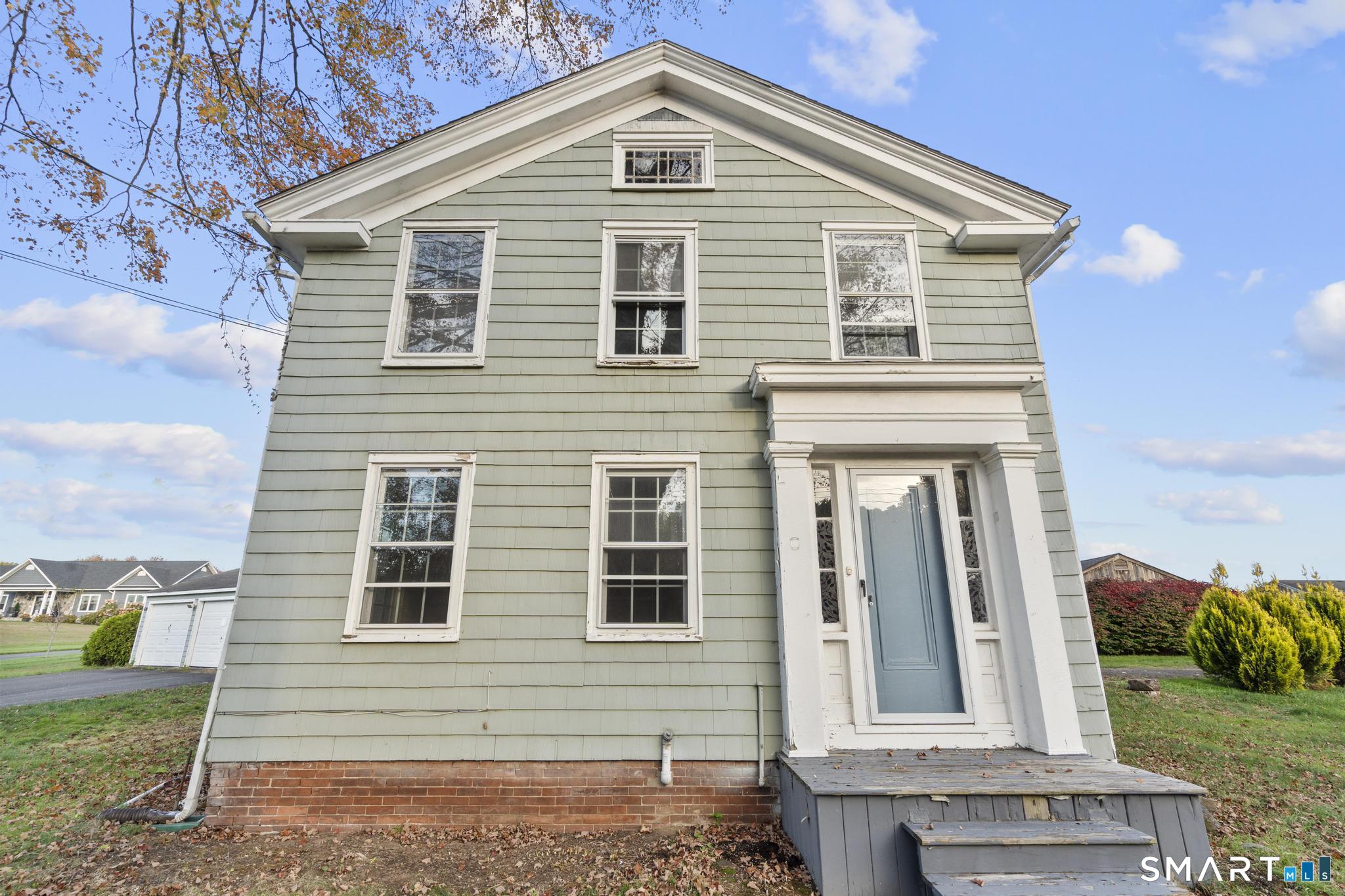 54 Pond Hill Road North Haven CT 06473