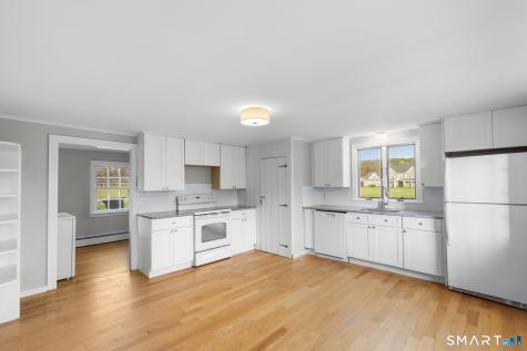 54 Pond Hill Road North Haven CT 06473