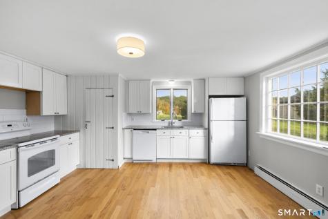 54 Pond Hill Road North Haven CT 06473