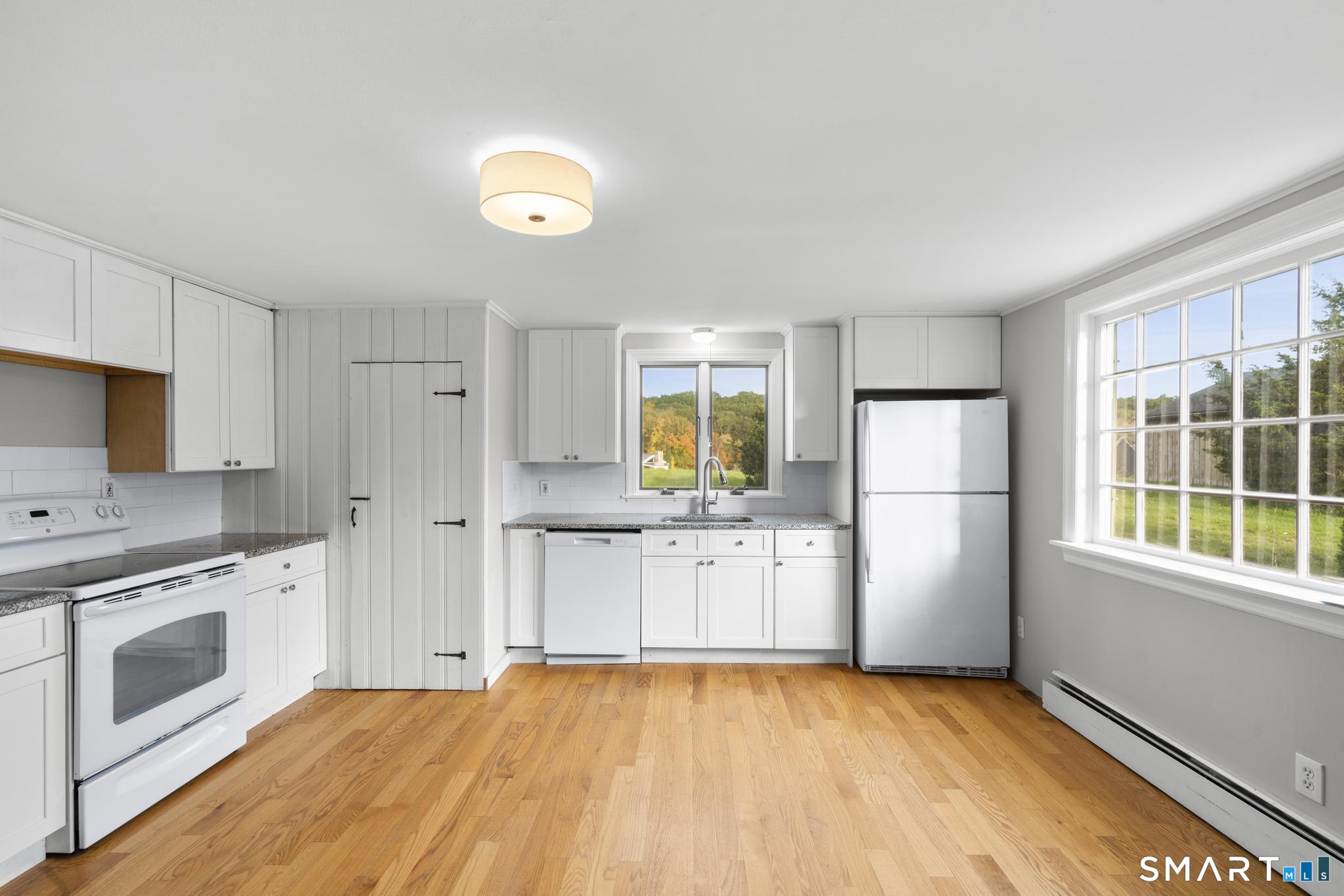54 Pond Hill Road North Haven CT 06473