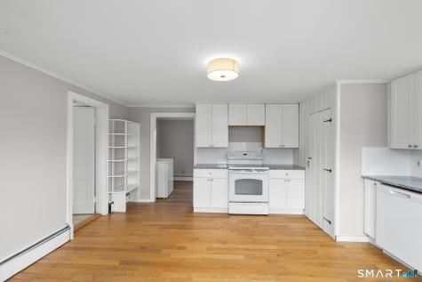 54 Pond Hill Road North Haven CT 06473