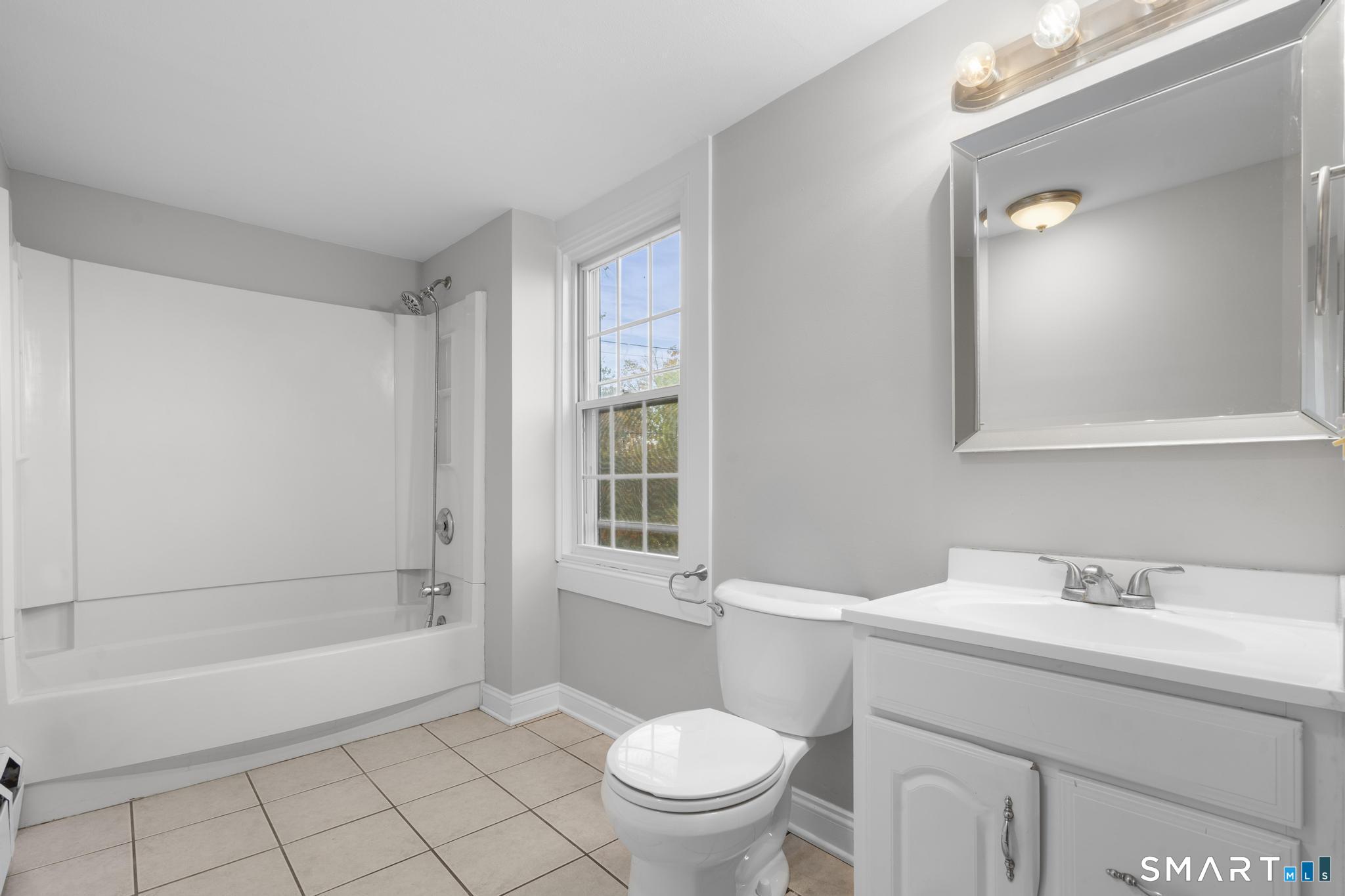 54 Pond Hill Road North Haven CT 06473