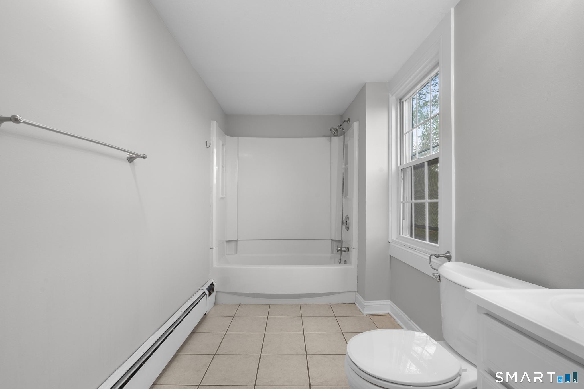 54 Pond Hill Road North Haven CT 06473