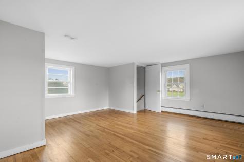 54 Pond Hill Road North Haven CT 06473