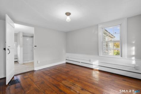 54 Pond Hill Road North Haven CT 06473