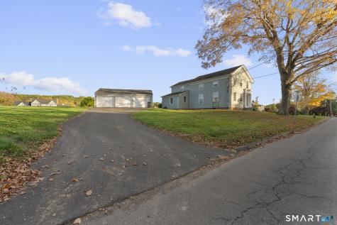54 Pond Hill Road North Haven CT 06473