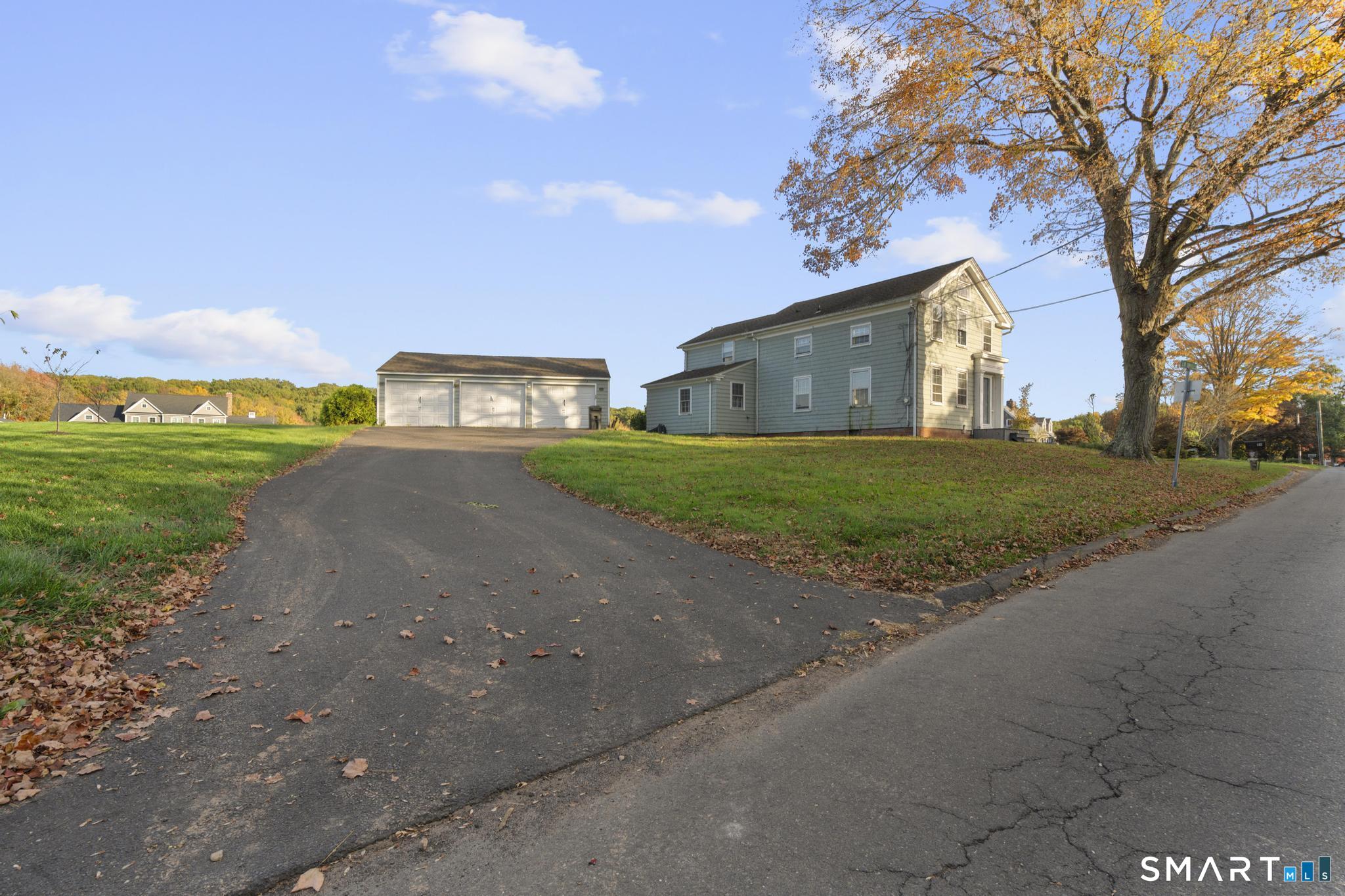 54 Pond Hill Road North Haven CT 06473