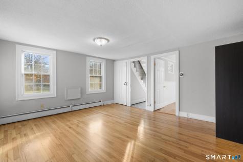 54 Pond Hill Road North Haven CT 06473