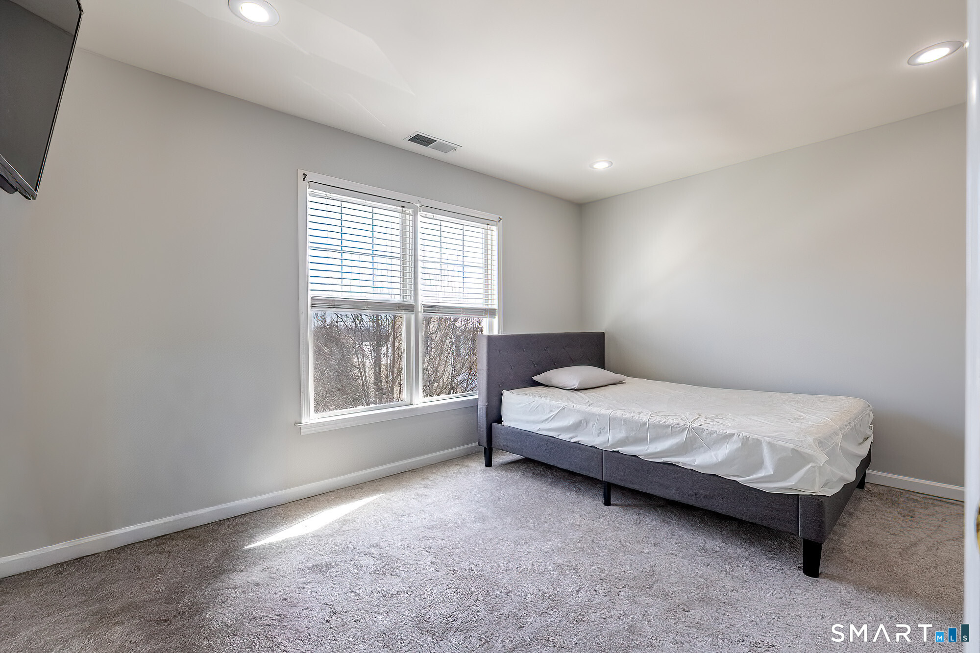 15 Scuppo Road Danbury CT 06811
