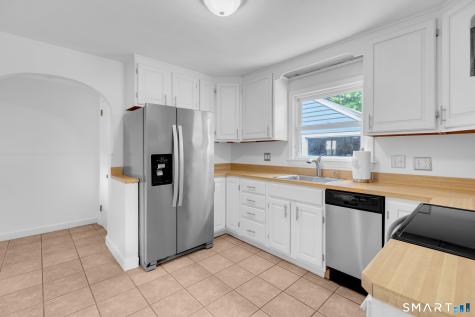 23 Oldroyd Street Milford CT 06461