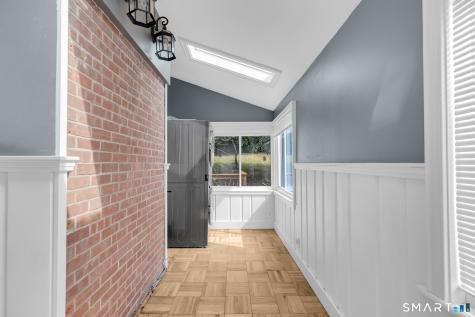 23 Oldroyd Street Milford CT 06461