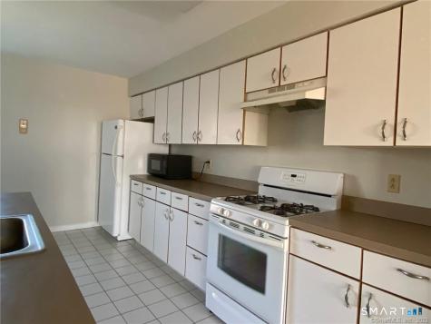 560 Silver Sands Road East Haven CT 06512