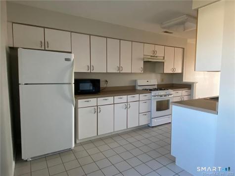 560 Silver Sands Road East Haven CT 06512