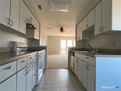 560 Silver Sands Road East Haven CT 06512