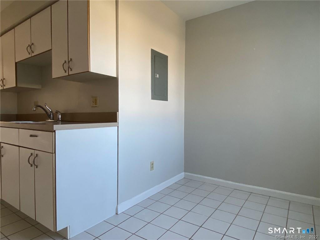 560 Silver Sands Road East Haven CT 06512
