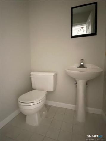 560 Silver Sands Road East Haven CT 06512