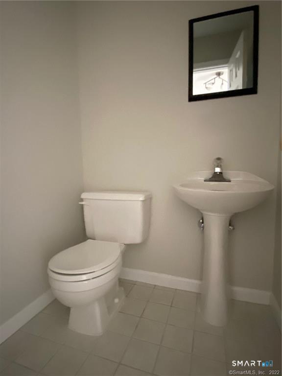 560 Silver Sands Road East Haven CT 06512