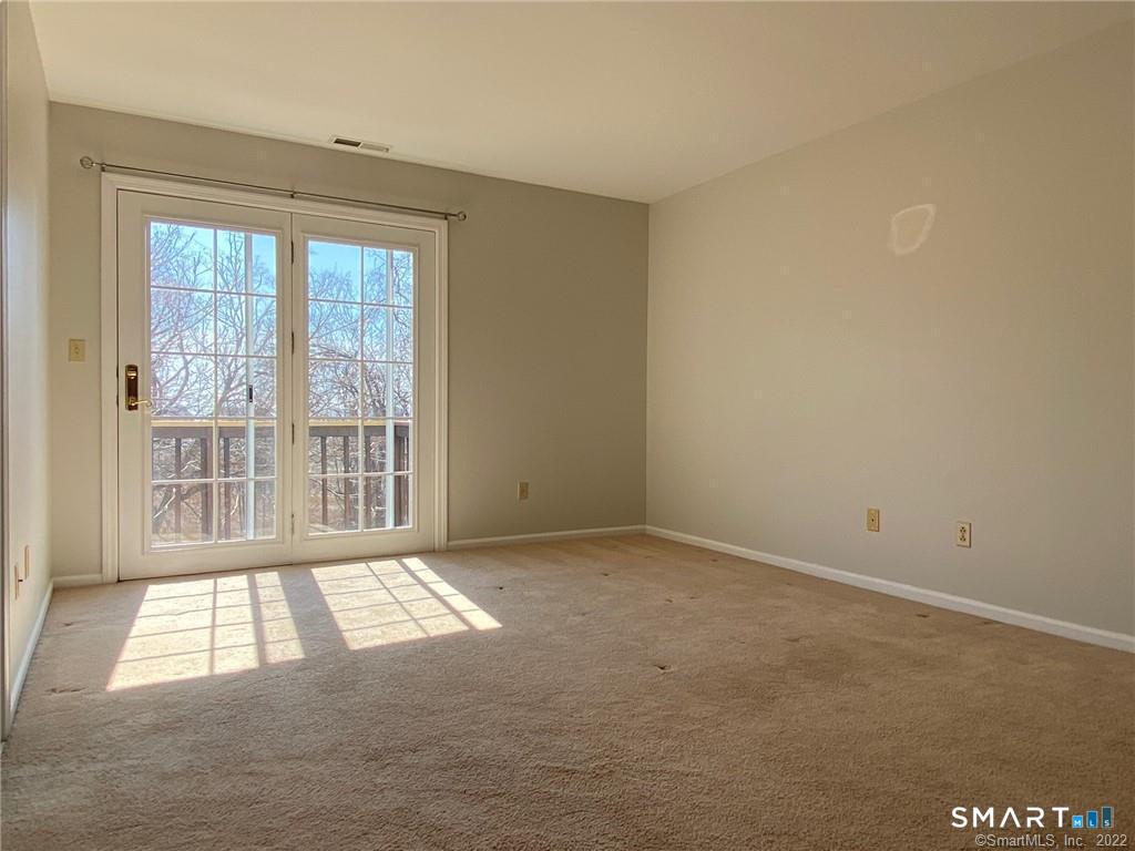 560 Silver Sands Road East Haven CT 06512